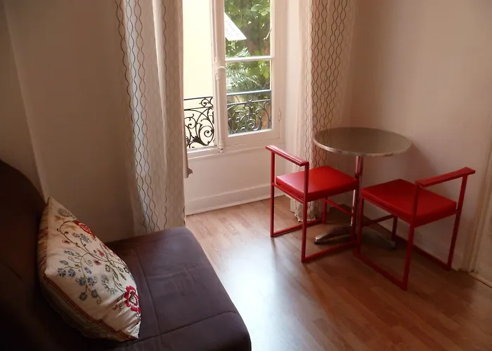 Victor Hugo Hotel 2*