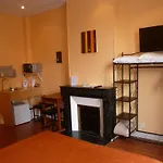 Victor Hugo Hotel 2*