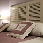 Hotel Victor Hugo 2*