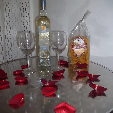 Victor Hugo Hotel 2*