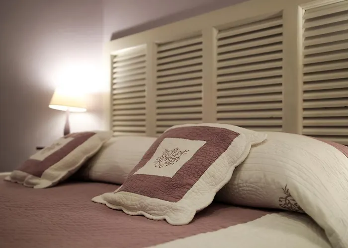 Hotel Victor Hugo 2*
